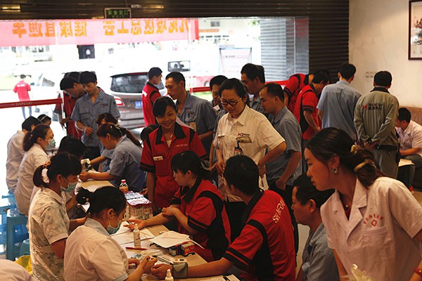九龍坡區總工會“健康直通車”免費體檢活動走進鑫源
